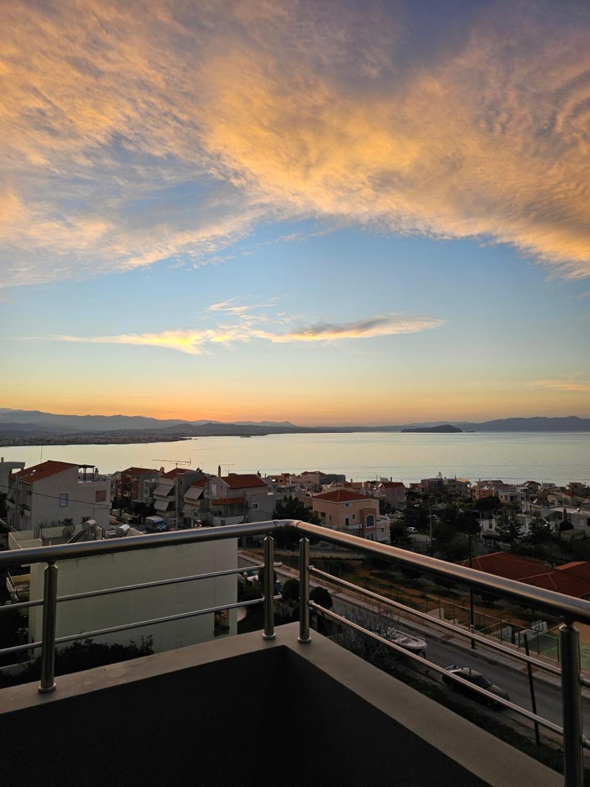 Overview Chania With Sea View And Amazing Sunset 외부 사진